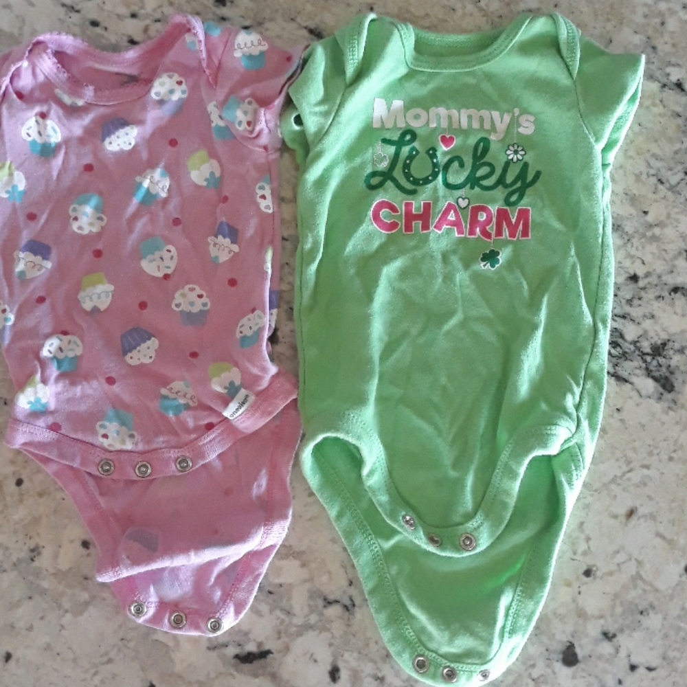 2 onsies